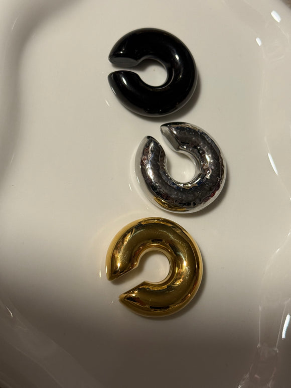 WS Super Chunky Ear Cuff