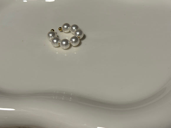 WS Chunky Pearl Cuff