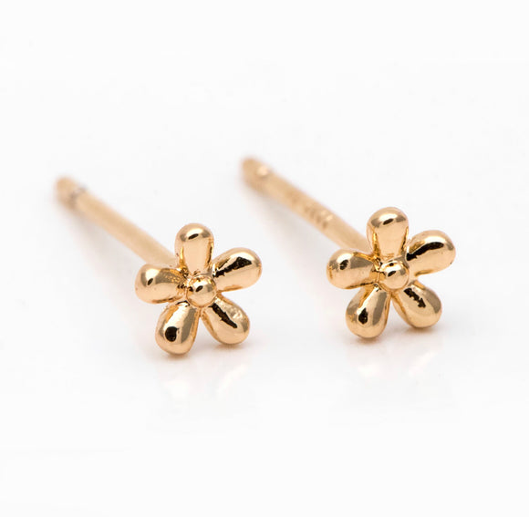 Flower Stud - Gold Daisy Earrings